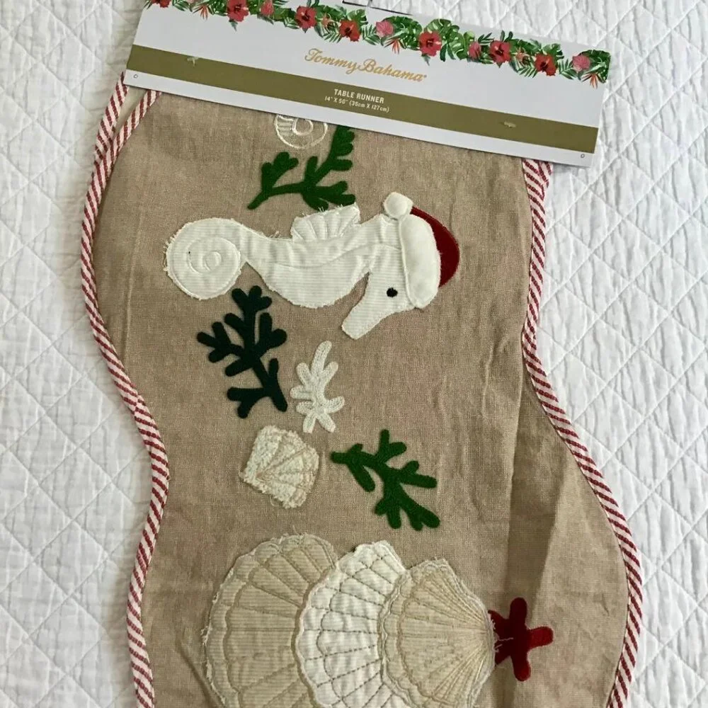 TOMMY BAHAMA Table Runner 14